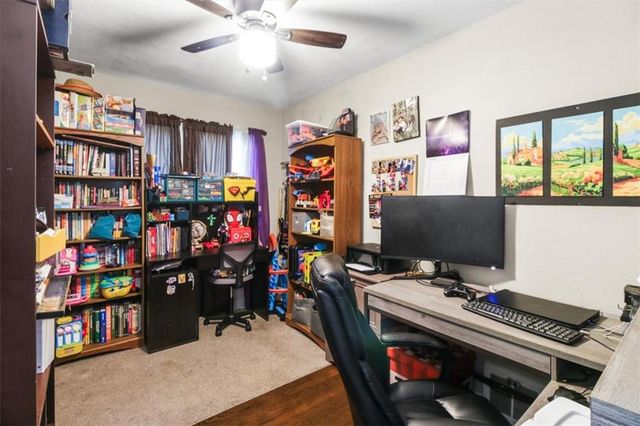 1422 N Spring Street, Independence, MO 64050