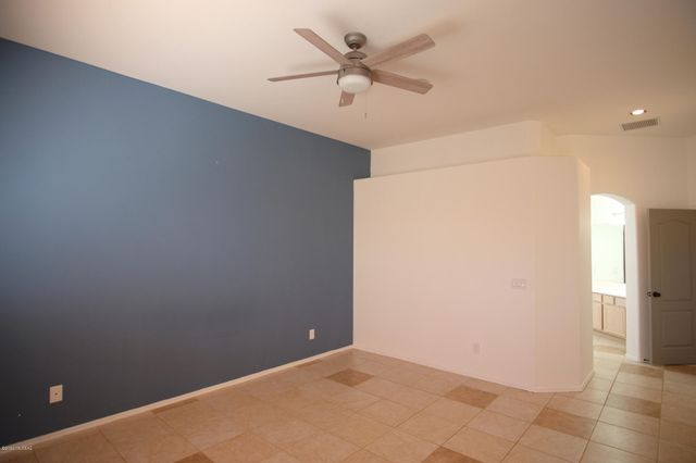 5162 N Contentment Court, Tucson, AZ 85756