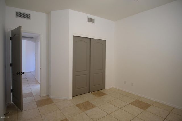 5162 N Contentment Court, Tucson, AZ 85756