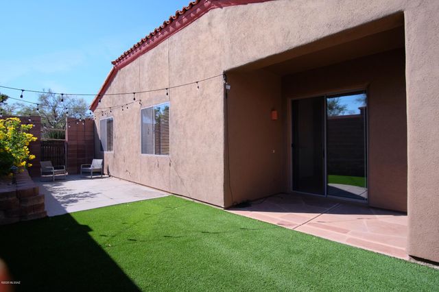 5162 N Contentment Court, Tucson, AZ 85756