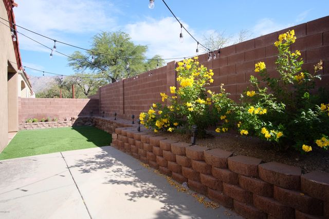 5162 N Contentment Court, Tucson, AZ 85756