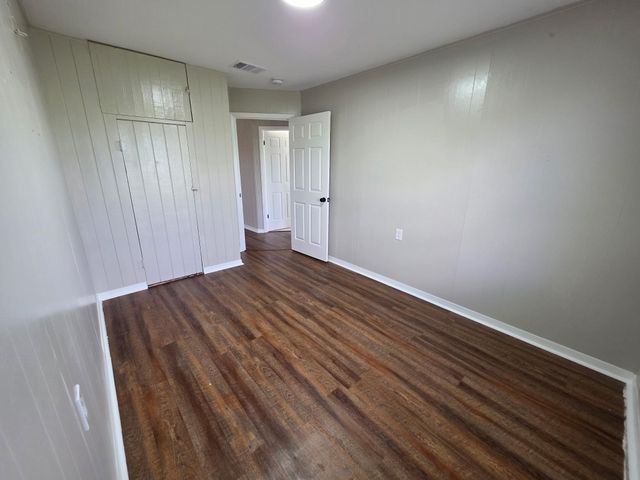 615 Fm 1466, Coupland, TX 78615