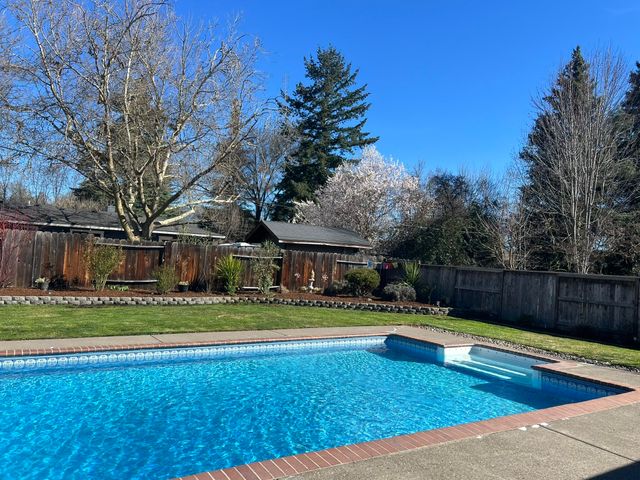 349 Lindero Avenue, Medford, OR 97504