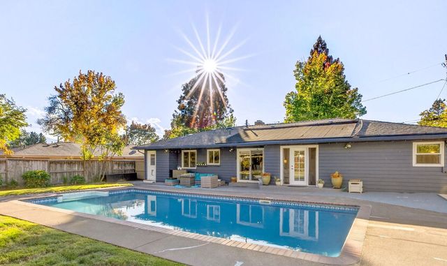 349 Lindero Avenue, Medford, OR 97504