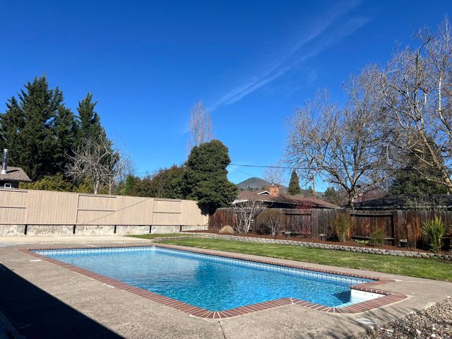 349 Lindero Avenue, Medford, OR 97504