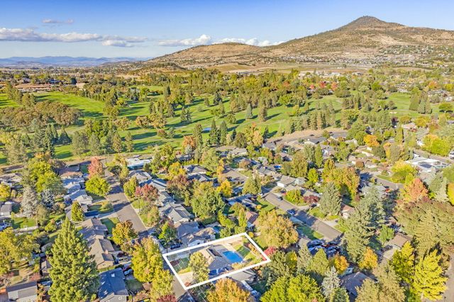 349 Lindero Avenue, Medford, OR 97504