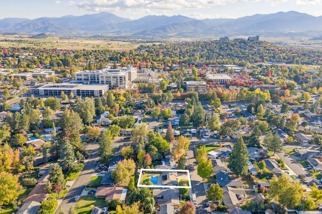 349 Lindero Avenue, Medford, OR 97504