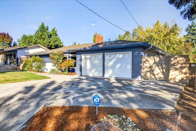 349 Lindero Avenue, Medford, OR 97504