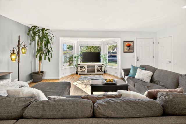 349 Lindero Avenue, Medford, OR 97504