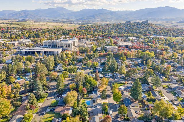 349 Lindero Avenue, Medford, OR 97504