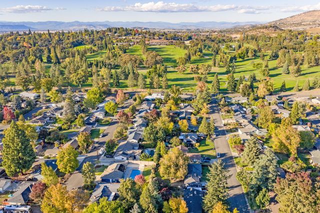 349 Lindero Avenue, Medford, OR 97504