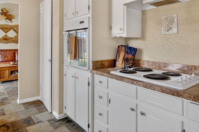 6601 Westrock Drive, Fort Worth, TX 76133