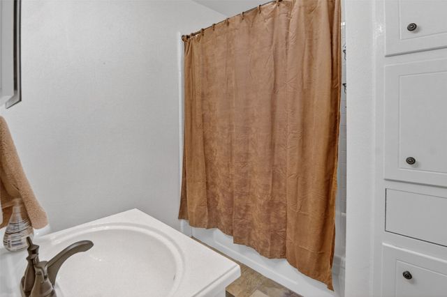 6601 Westrock Drive, Fort Worth, TX 76133