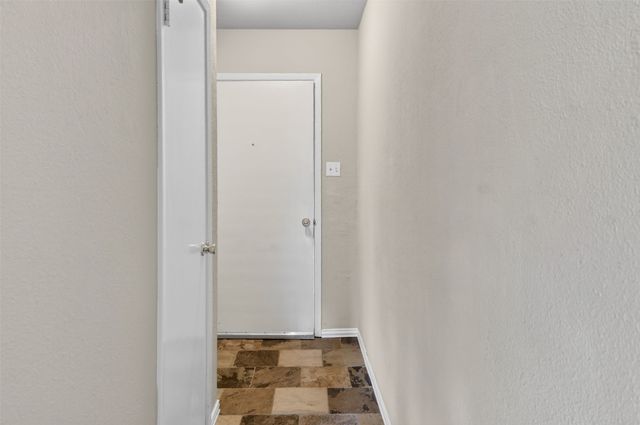 6601 Westrock Drive, Fort Worth, TX 76133