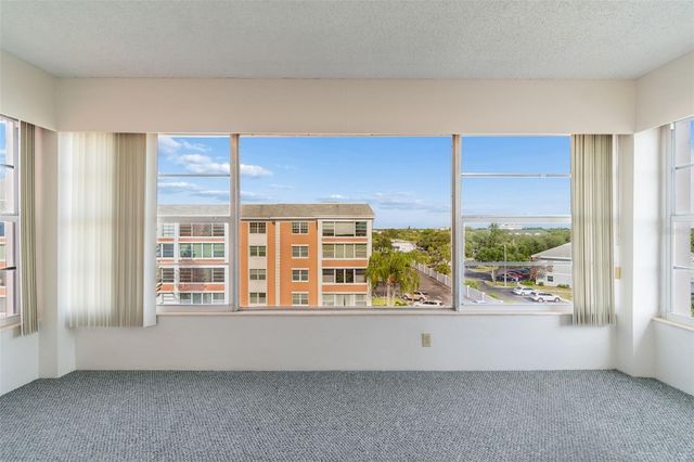 6960 20TH AVENUE N 501, St Petersburg, FL 33710