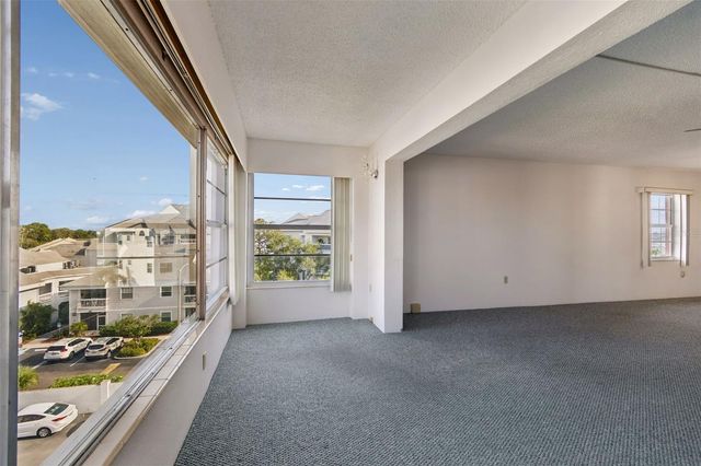 6960 20TH AVENUE N 501, St Petersburg, FL 33710