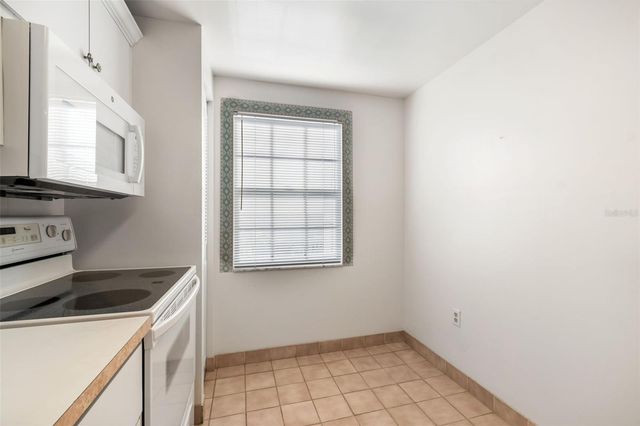 6960 20TH AVENUE N 501, St Petersburg, FL 33710
