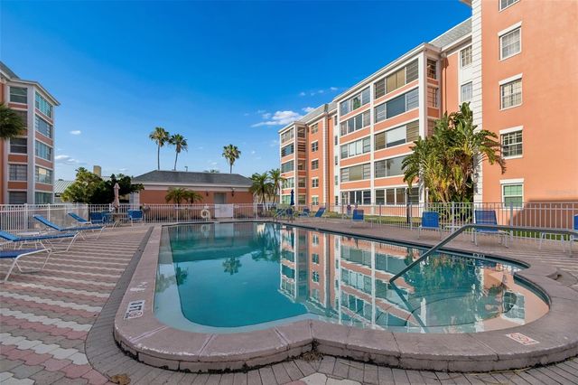 6960 20TH AVENUE N 501, St Petersburg, FL 33710