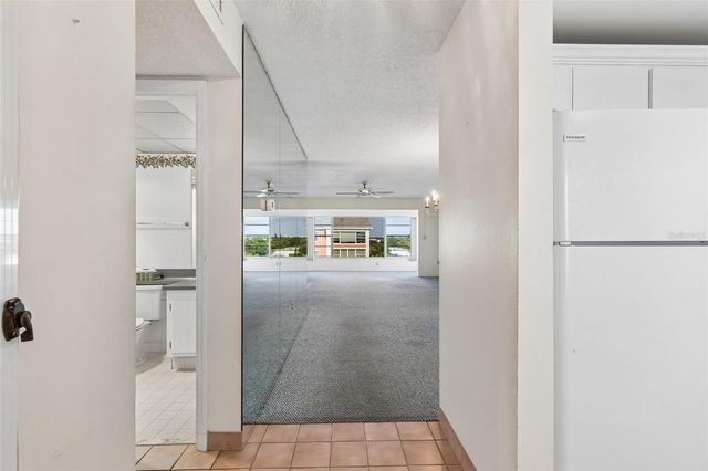 6960 20TH AVENUE N 501, St Petersburg, FL 33710