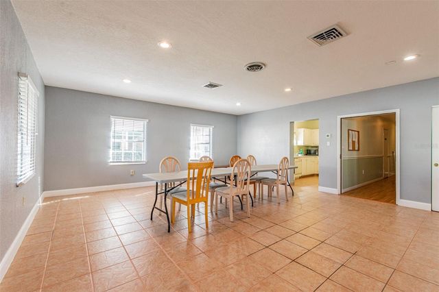 6960 20TH AVENUE N 501, St Petersburg, FL 33710