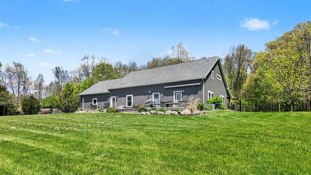 7572 Tucker Lane, Jackson, MI 49201