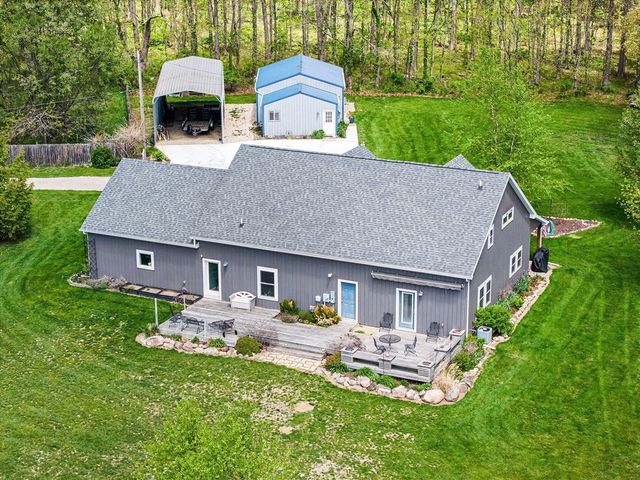 7572 Tucker Lane, Jackson, MI 49201