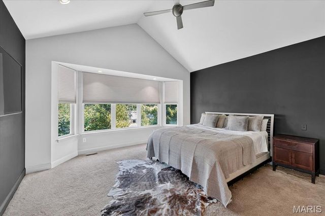 8931 Hilltop Manor Drive, St Louis, MO 63132