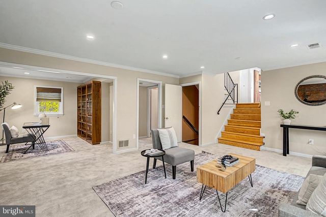 6607 GREY FOX DR, Springfield, VA 22152