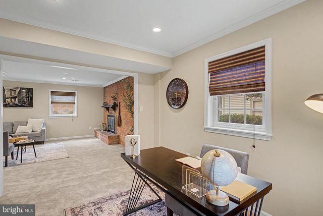 6607 GREY FOX DR, Springfield, VA 22152