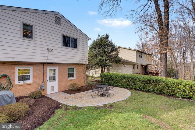 6607 GREY FOX DR, Springfield, VA 22152