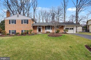 6607 GREY FOX DR, Springfield, VA 22152