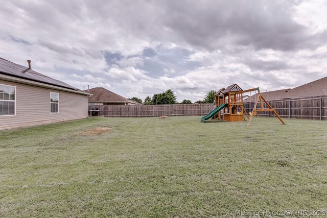 7308 S Gardenia Avenue, Broken Arrow, OK 74011