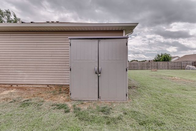 7308 S Gardenia Avenue, Broken Arrow, OK 74011