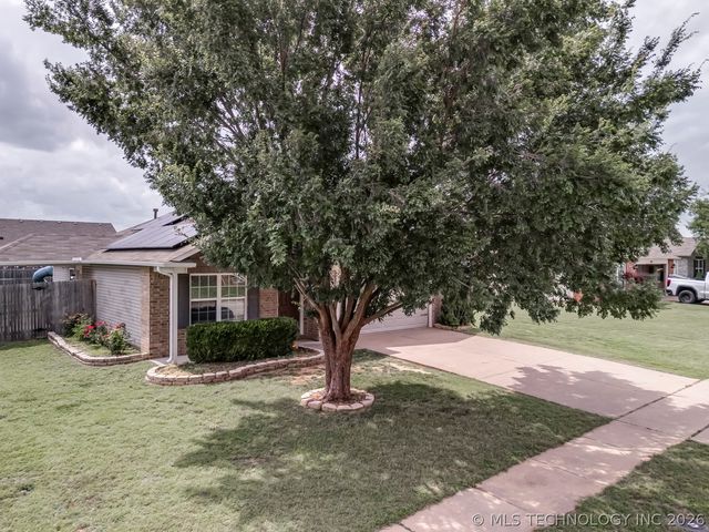 7308 S Gardenia Avenue, Broken Arrow, OK 74011