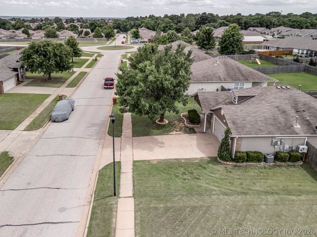 7308 S Gardenia Avenue, Broken Arrow, OK 74011