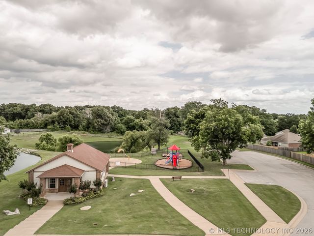 7308 S Gardenia Avenue, Broken Arrow, OK 74011