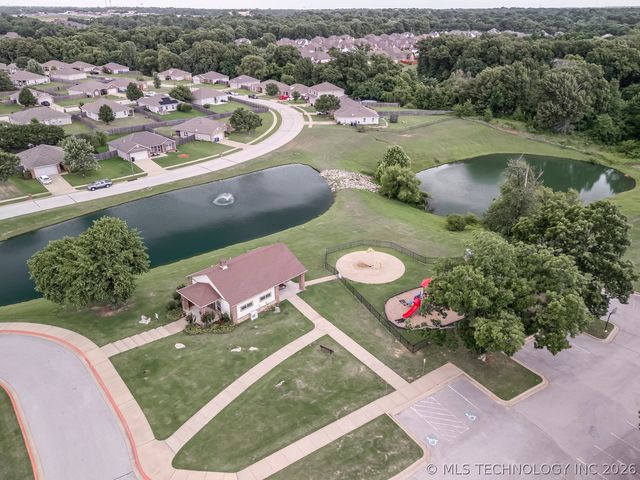 7308 S Gardenia Avenue, Broken Arrow, OK 74011