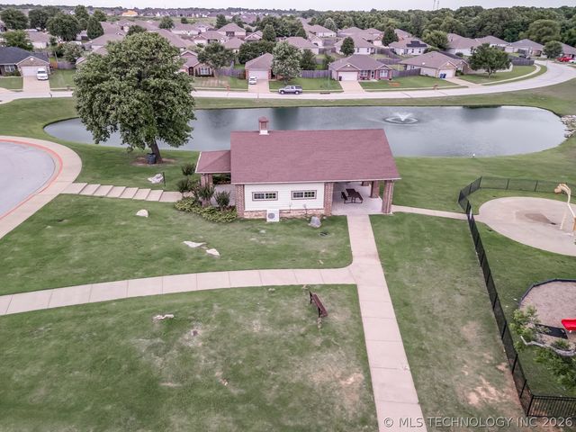7308 S Gardenia Avenue, Broken Arrow, OK 74011