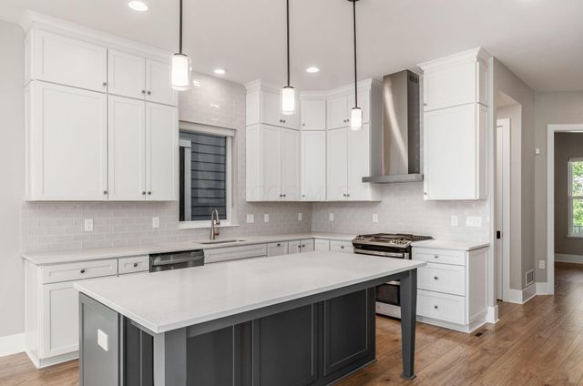 1124 Edgehill Road, Grandview Heights, OH 43212