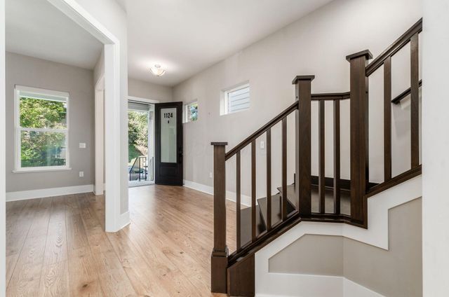 1124 Edgehill Road, Grandview Heights, OH 43212