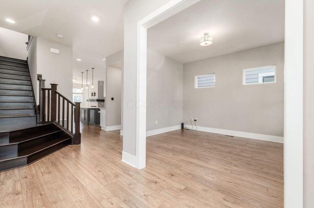 1124 Edgehill Road, Grandview Heights, OH 43212