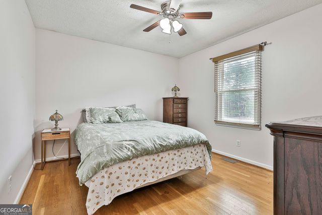 125 Drennan Drive, Fayetteville, GA 30215