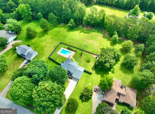 125 Drennan Drive, Fayetteville, GA 30215