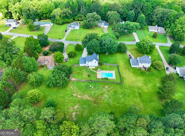 125 Drennan Drive, Fayetteville, GA 30215