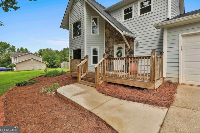 125 Drennan Drive, Fayetteville, GA 30215