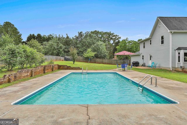 125 Drennan Drive, Fayetteville, GA 30215