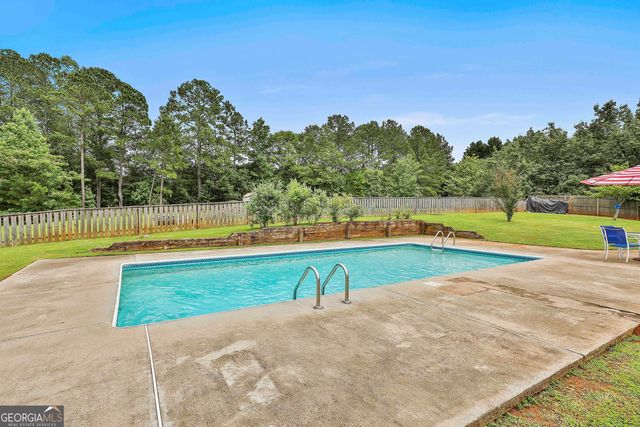 125 Drennan Drive, Fayetteville, GA 30215