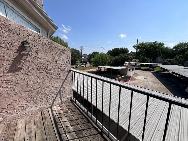 10855 Meadowglen Lane 928, Houston, TX 77042