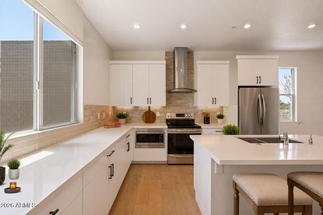 16510 N 92ND Street 1006, Scottsdale, AZ 85260