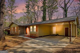 3055 Orbit Circle, Ellenwood, GA 30294